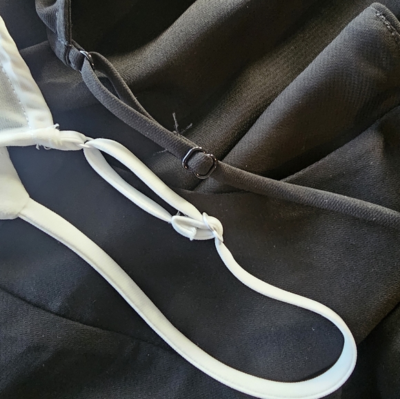 2 dynamite tanks. black and white. Size large - Picture 8 of 8